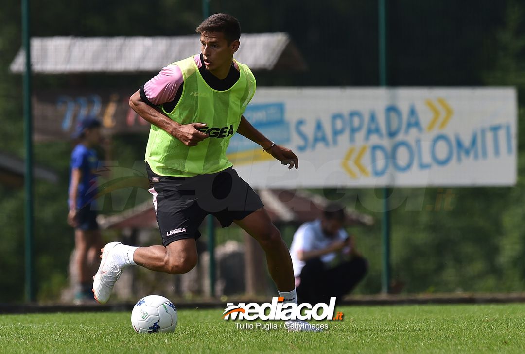  BELLUNO, ITALY - JULY 20:  Norbert Balogh controls the ball during a training session at the US Citta' di Palermo training camp on July 20, 2018 in Belluno, Italy.  (Photo by Tullio M. Puglia/Getty Images) 