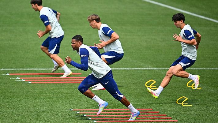 Sky – Inter-River, Dumfries ok. Ma per quattro giocatori recupero difficile Sky – Inter-River, Dumfries ok. Ma per quattro giocatori recupero difficile - immagine 1