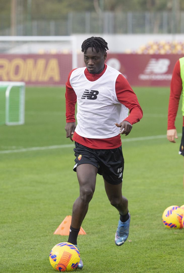 La Roma torna a Trigoria: prima seduta in vista del Genoa – FOTO GALLERY - immagine 18