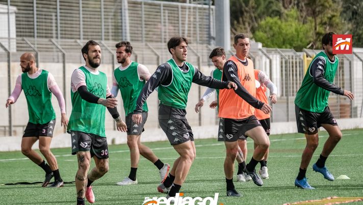 Palermo, seduta mattutina per i rosanero: forza e rapidità. Gli schieramenti…  Palermo