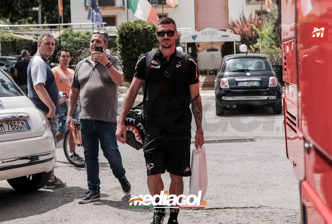 FOTO Bari-Palermo, rosanero in partenza da “Casena dei Colli” (Gallery) - immagine 53