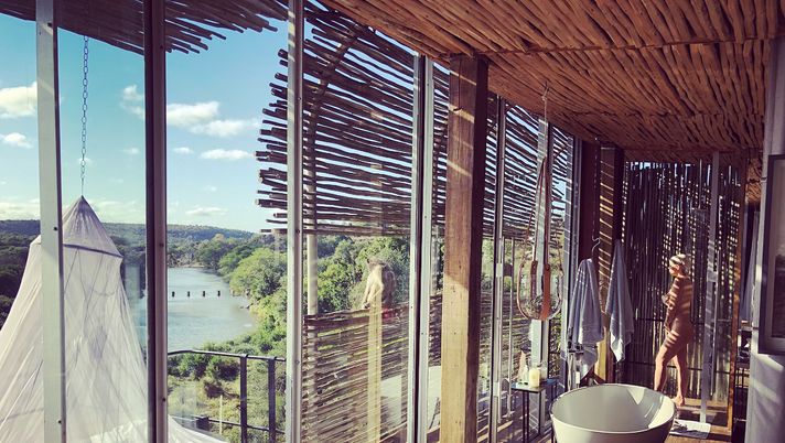 Inter, la vacanza di Icardi diventa hot: foto a Wanda nuda. “Per vederla invasione di…” Inter, la vacanza di Icardi diventa hot: foto a Wanda nuda. “Per vederla invasione di…”