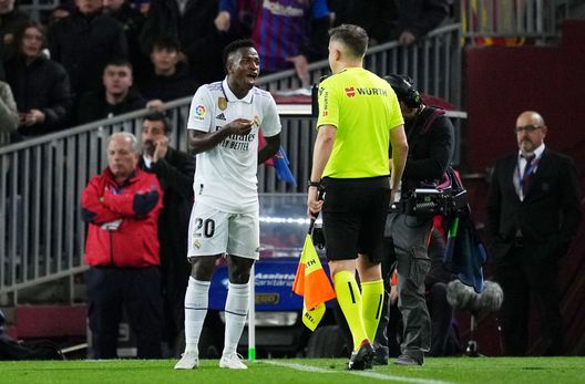 (Photo by Alex Caparros/Getty Images) Madrid, 4 persone arrestate per il manichino anti-Vinicius: “impiccato” prima del derby di gennaio- immagine 2