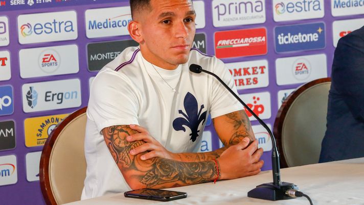 GERMOGLI PH: 2 SETTEMBRE 2021 FIRENZE HOTEL BAGLIONI PRESENTAZIONE GIOCATORE DELLA FIORENTINA LUCAS TORREIRA NELLA FOTO 
