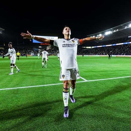 Los Angeles, derby vinto ma non solo: Chicharito lascia la porta aperta al suo ritorno in Nazionale- immagine 2