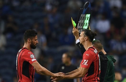 Olivier Giroud e Zlatan Ibrahimovic (attaccanti AC Milan) pronti alla staffetta in questo finale di campionato | Milan News (Getty Images)