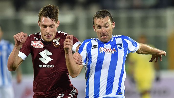 PESCARA, ITALY - SEPTEMBER 21: Andrea Belotti of FC Torino and Hugo Campagnari of Pescara Calcio in action during the Serie A match between Pescara Calcio and FC Torino at Adriatico Stadium on September 21, 2016 in Pescara, Italy. (Photo by Giuseppe Bellini/Getty Images) PESCARA, ITALY - SEPTEMBER 21: Andrea Belotti of FC Torino and Hugo Campagnari of Pescara Calcio in action during the Serie A match between Pescara Calcio and FC Torino at Adriatico Stadium on September 21, 2016 in Pescara, Italy. (Photo by Giuseppe Bellini/Getty Images)