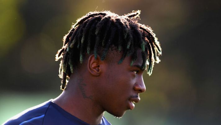 ? VIDEO – Juve, ecco Moise Kean: l’arrivo a Torino del nuovo attaccante bianconero - immagine 1