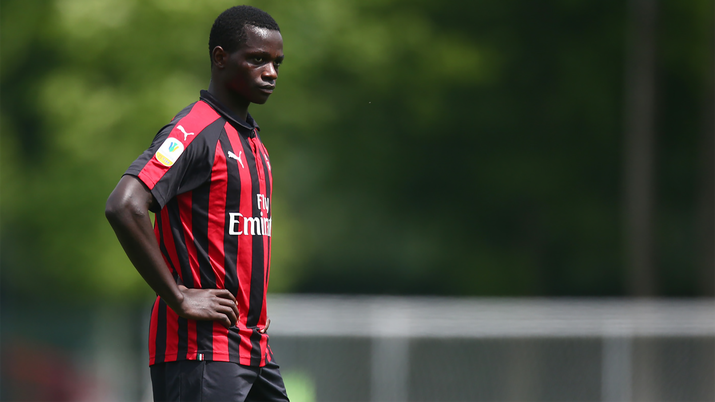 Siaka Haidara, centrocampista del Milan Primavera (credits: acmilan.com) Siaka Haidara Milan Primavera