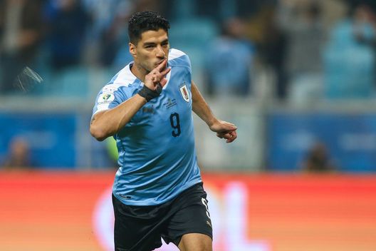 Suarez (getty images) Suarez (getty images)