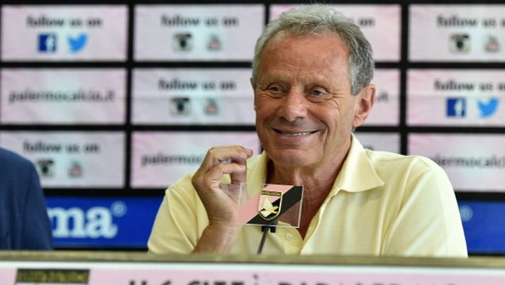 Zamparini annuncia: “Sono alla ricerca del sostituto di Franco Vazquez. Higuain-Cavani? Meglio il Pipita. De Laurentiis? Non lo chiamo, c’è un motivo” Zamparini annuncia: “Sono alla ricerca del sostituto di Franco Vazquez. Higuain-Cavani? Meglio il Pipita. De Laurentiis? Non lo chiamo, c’è un motivo”