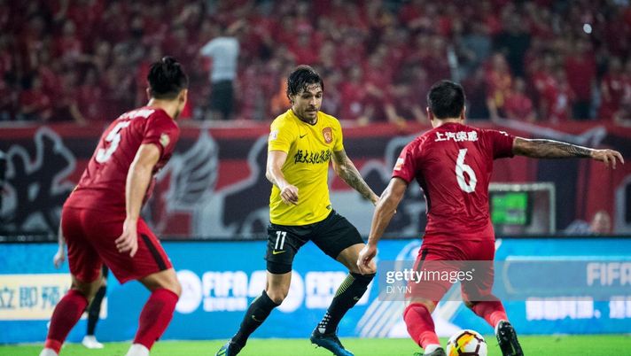 Cina: novità regolamentari sul fronte dei tesseramenti dei giocatori stranieri, 4 in campo più 1 in panchina Cina: novità regolamentari sul fronte dei tesseramenti dei giocatori stranieri, 4 in campo più 1 in panchina