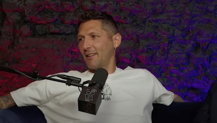 Inter, Materazzi: “Bastoni bello e interista. Mou, il Triplete e la frase a Zidane…” - immagine 1