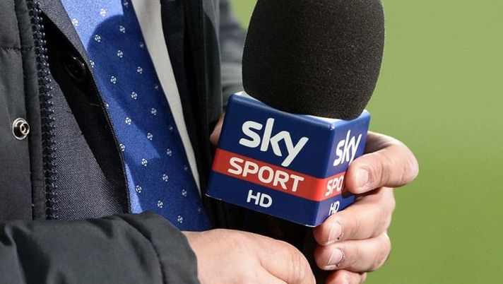 Abbonamenti Sky e Dazn: tutte le scelte tra mesi in regalo, aumenti e pacchetti extra Abbonamenti Sky e Dazn: tutte le scelte tra mesi in regalo, aumenti e pacchetti extra - immagine 1