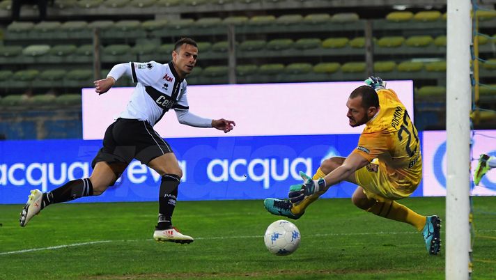 Pomini: “Palermo punto di svolta, io papà affettuoso. Il gruppo è unito, condividiamo tutto” Pomini: “Palermo punto di svolta, io papà affettuoso. Il gruppo è unito, condividiamo tutto”