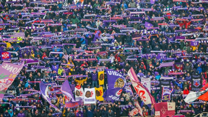 GERMOGLI PH: 7 GENNAIO 2023 FIRENZE STADIO ARTEMIO FRANCHI SERIE A FIORENTINA VS SASSUOLO NELLA FOTO TIFOSI CURVA FIESOLE “Tutti a Cremona”: la Coppa Italia accende il tifo viola - immagine 1