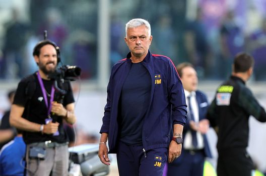 Mourinho non parla: ecco la decisione della Roma nel dopo gara- immagine 2