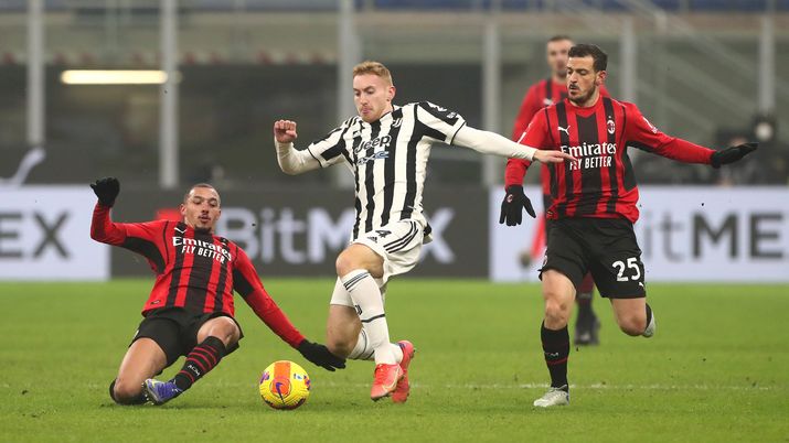 Dejan Kulusevski, Ismael Bennacer e Alessandro Florenzi durante Milan-Juventus (Getty Images) Dejan Kulusevski, Ismael Bennacer, Alessandro Florenzi