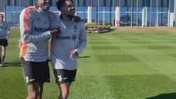 Juventus, super feeling tra Zakaria e McKennie (VIDEO)