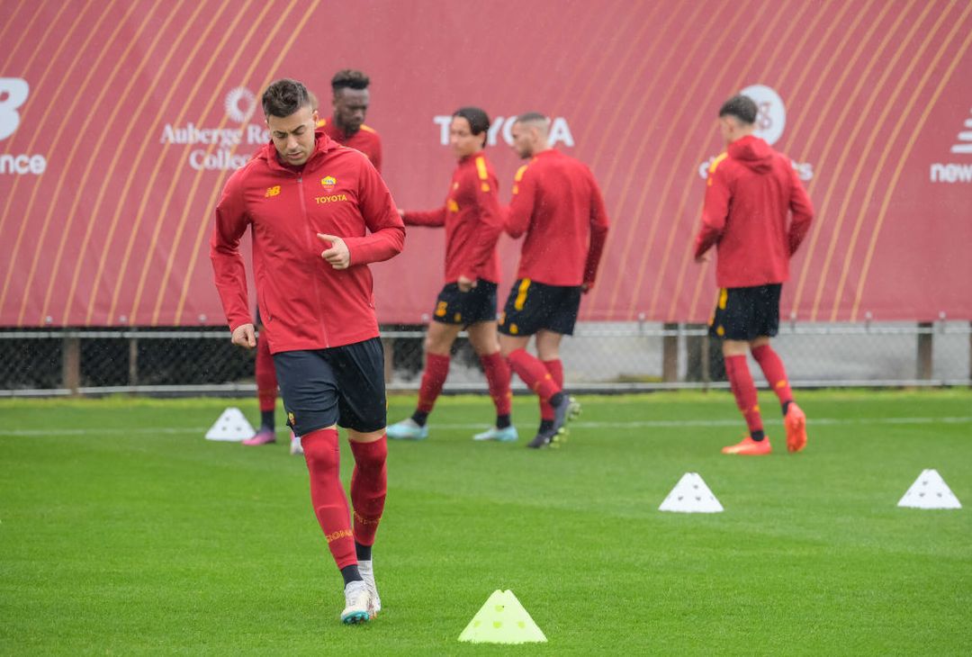 La Roma torna ad allenarsi dopo la sconfitta nel derby – FOTO GALLERY - immagine 10