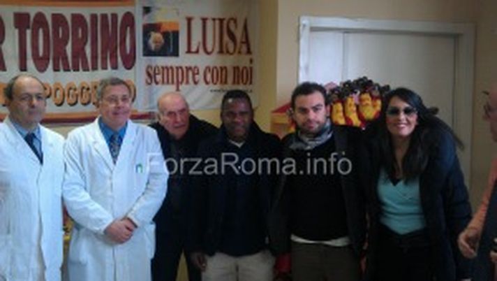 Epifania: Simplicio e Giorgio Rossi al S.Eugenio per regalare un sorriso ai bambini ricoverati (FOTO) - immagine 1