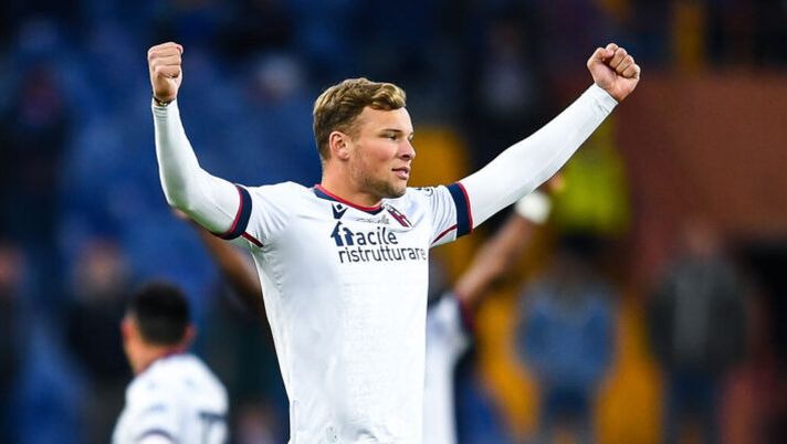 CorSport: “Bologna, Thiago Motta ha l’alternativa a Zirkzee: Van Hooijdonk vuole convincerlo” - immagine 1