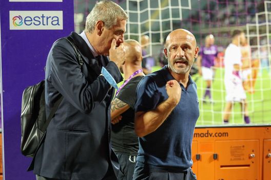 GERMOGLI PH: 28 AGOSTO 2022 FIRENZE STADIO ARTEMIO FRANCHI SERIE A FIORENTINA VS NAPOLI NELLA FOTO MISTER VINCENZO ITALIANO Una Fiorentina senza gol e scuse: decisivo l’errore di Venuti- immagine 2