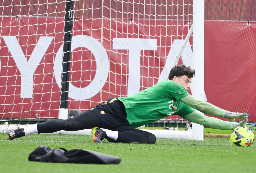 Roma, seconda giornata di allenamenti aspettando il Bologna – FOTO GALLERY - immagine 13