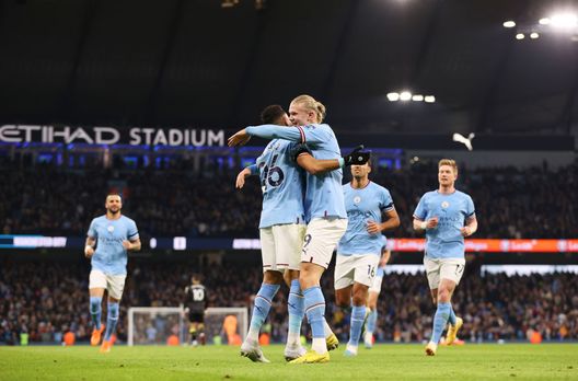 (Photo by Ryan Pierse/Getty Images) Dito medio e…panico: i tifosi Citizens contro l’inchiesta della Premier League…- immagine 4