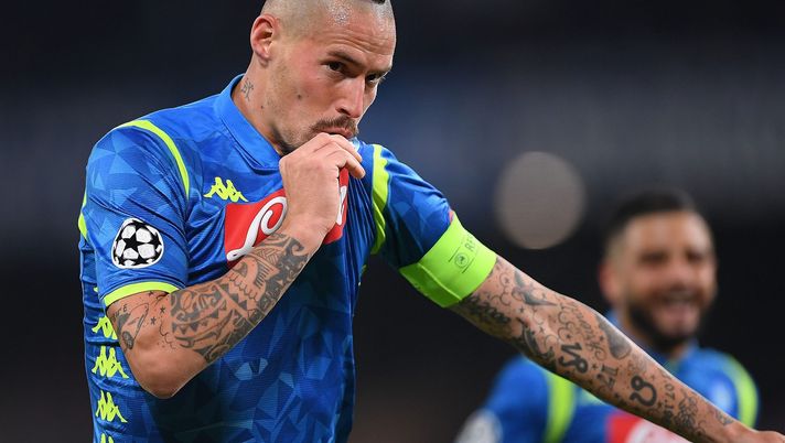 NAPLES, ITALY - NOVEMBER 28:  Marek Hamsik of SSC Napoli celebrates after scoring the 1-0 goal during the Group C match of the UEFA Champions League between SSC Napoli and Red Star Belgrade at Stadio San Paolo on November 28, 2018 in Naples, Italy.  (Photo by Francesco Pecoraro/Getty Images) 
