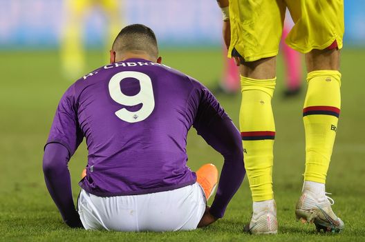 FLORENCE, ITALY - FEBRUARY 05: Arthur Mendonça Cabral of ACF Fiorentina shows his dejection during the Serie A match between ACF Fiorentina and Bologna FC at Stadio Artemio Franchi on February 5, 2023 in Florence, Italy. (Photo by Gabriele Maltinti/Getty Images) Cabral