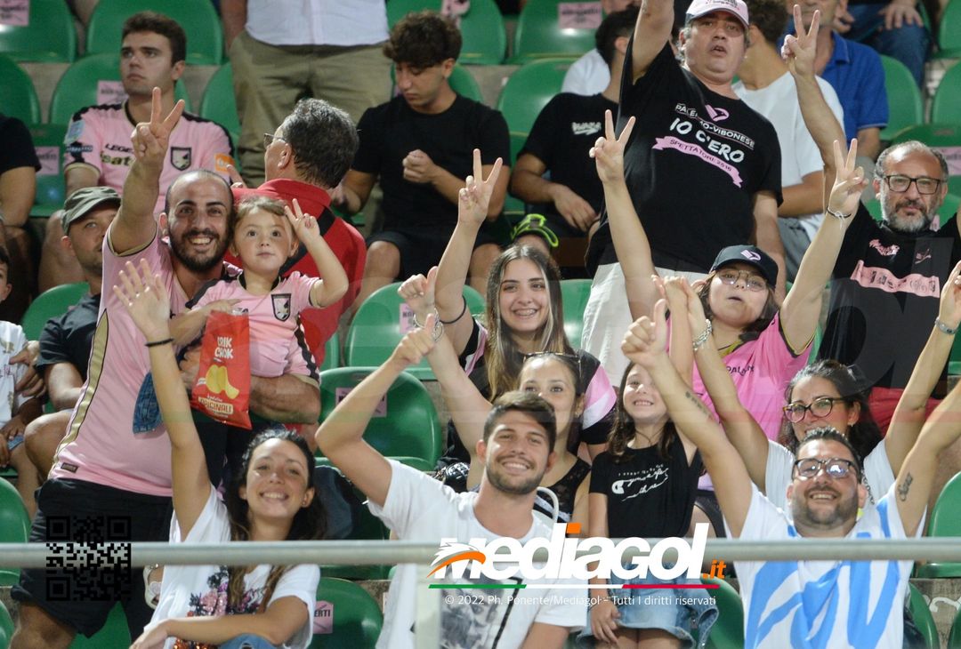 FOTOTIFO, Palermo-Ascoli 2-3: i tifosi allo stadio “Renzo Barbera” (Gallery) - immagine 66