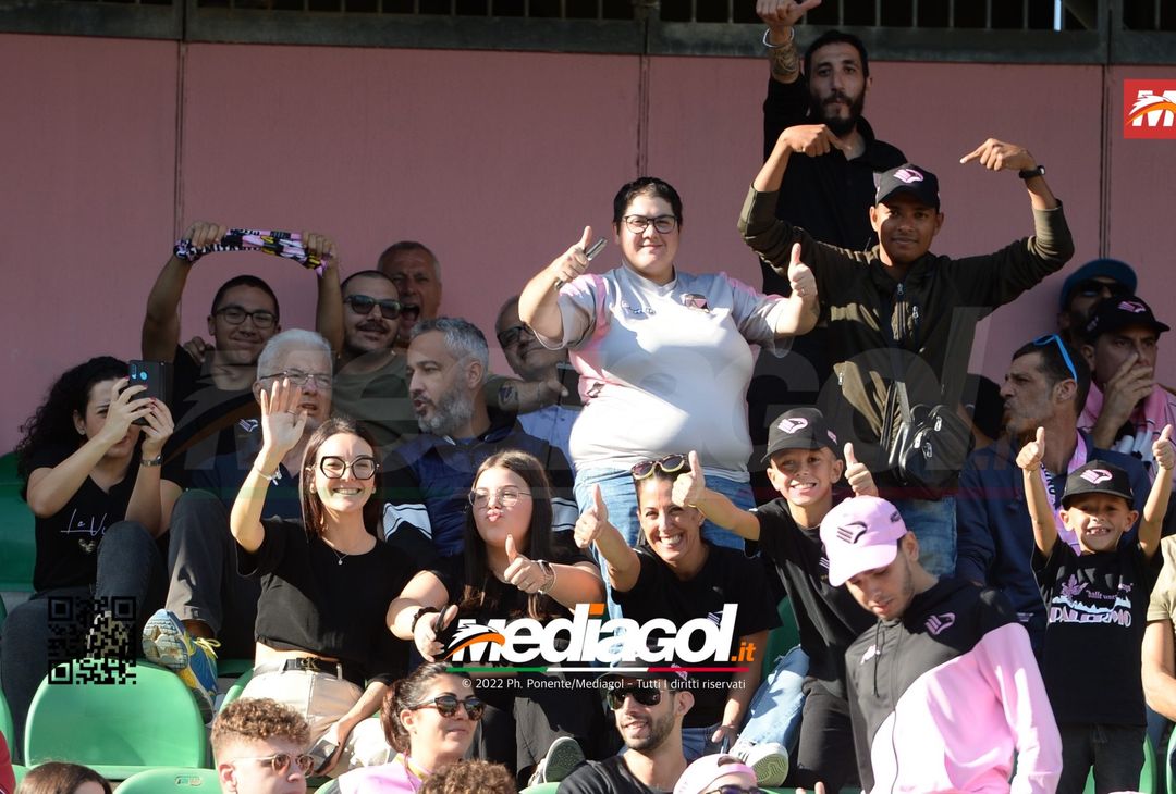 FOTOTIFO Palermo-Cittadella 0-0, i tifosi allo Stadio “Renzo Barbera” (Gallery) - immagine 41