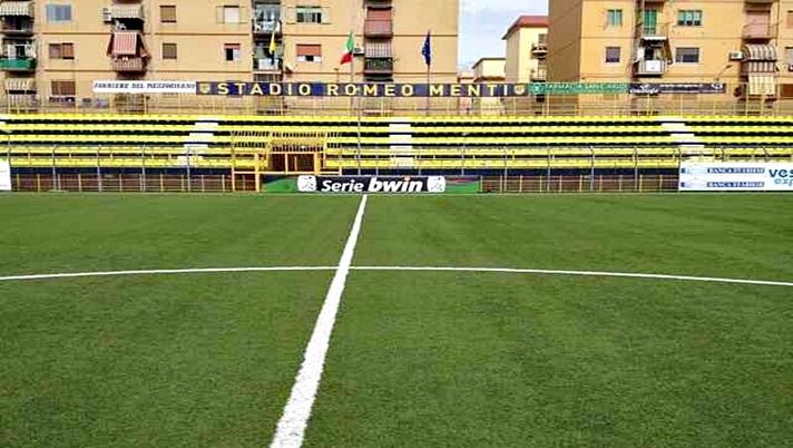 Juve Stabia,. lo stadio Romeo Menti teatro nelle scorse stagioni di partite di Serie B Juve Stabia,. lo stadio Romeo Menti teatro nelle scorse stagioni di partite di Serie B