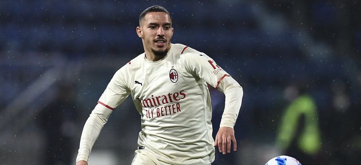 Ismaël Bennacer (centrocampista AC Milan), qui durante Cagliari-Milan 0-1 (Serie A 2021-2022) | News (Getty Images) Ismaël Bennacer AC Milan Cagliari-Milan 0-1 Serie A 2021-2022