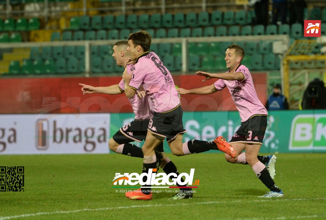 FOTO Palermo-Bari 1-0, 21ª giornata Serie B 2022-2023 (Gallery) - immagine 34