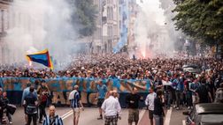 Djurgarden, impressionante il corteo del derby che scuote tutta Stoccolma…