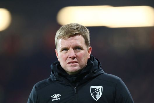 BOURNEMOUTH, ENGLAND - JANUARY 21: Eddie Howe, manager of Bournemouth looks on during the Premier League match between AFC Bournemouth and Brighton & Hove Albion at Vitality Stadium on January 21, 2020 in Bournemouth, United Kingdom. (Photo by Dan Istitene/Getty Images) BOURNEMOUTH, ENGLAND - JANUARY 21: Eddie Howe, manager of Bournemouth looks on during the Premier League match between AFC Bournemouth and Brighton & Hove Albion at Vitality Stadium on January 21, 2020 in Bournemouth, United Kingdom. (Photo by Dan Istitene/Getty Images)