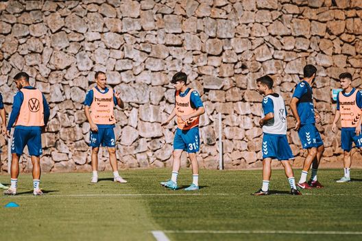 Febbre gialla e caccia al biglietto: Las Palmas, è già derby delle Canarie- immagine 2