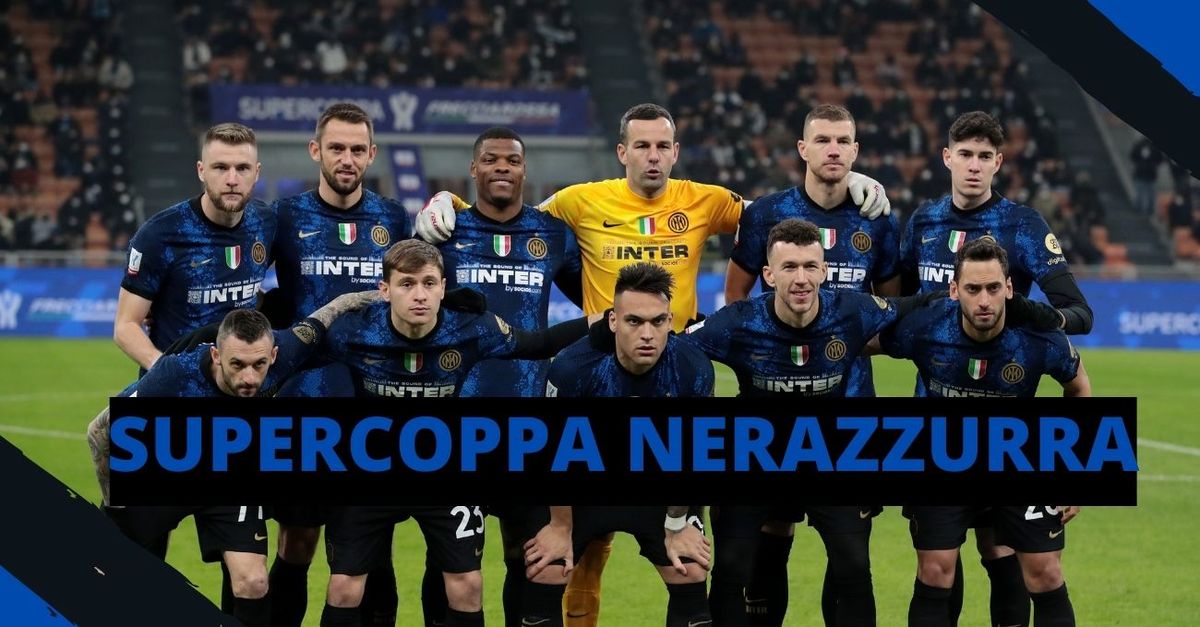 INTER Football Club Negozio Ufficiale Concentrazione Selettiva Sulle  Conoscenze Acquisite Immagine Stock Editoriale - Immagine di italiano,  europa: 165782549