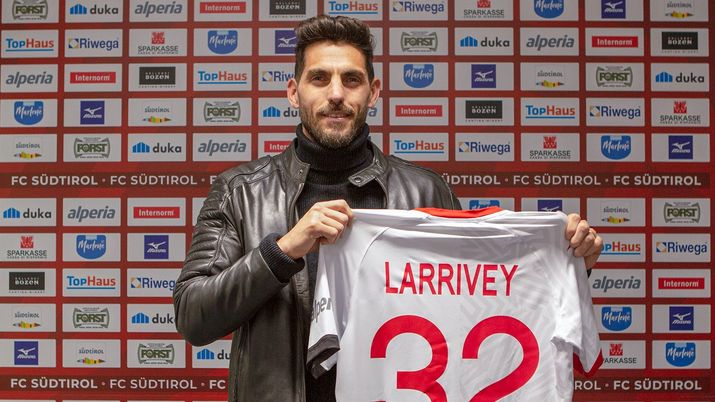 Svincolati, Larrivey firma con il Südtirol. Sau vicino al Gubbio - immagine 1