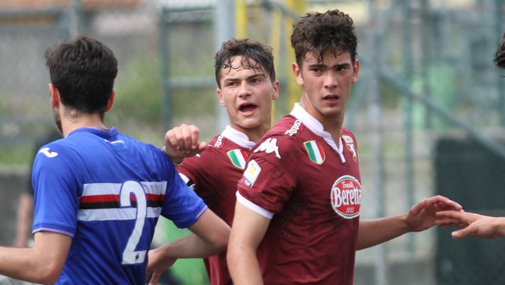 In primo piano Richard Friedenlieb, difensore paraguaiano classe 1997 