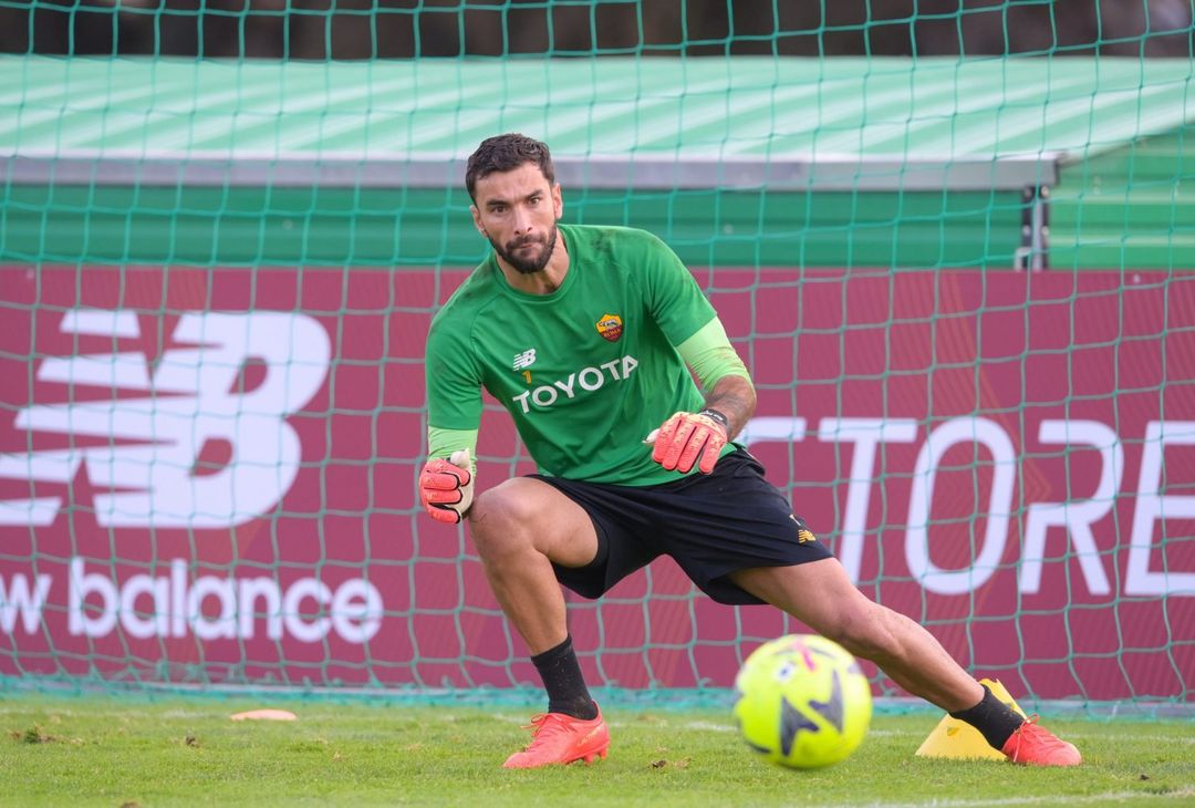 Roma, c’è Wijnaldum in gruppo. E torna anche Rui Patricio – FOTO GALLERY - immagine 6