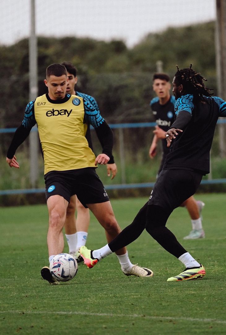 l Napoli si prepara per il match contro l'Atalanta