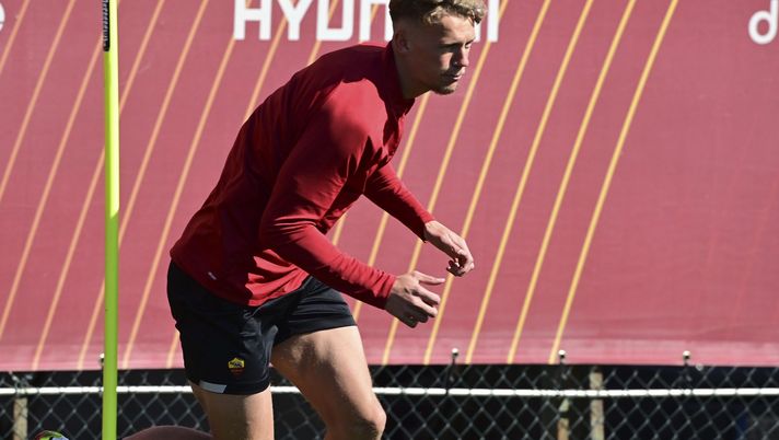 Lecce, Voelkerling Persson: “Allenarsi con Mourinho è stato bellissimo” - immagine 1