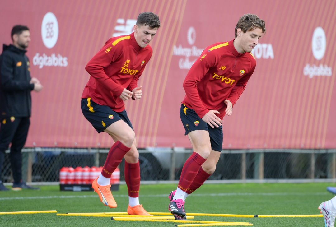 Roma, ultimo allenamento prima del match contro la Cremonese – FOTO GALLERY - immagine 15