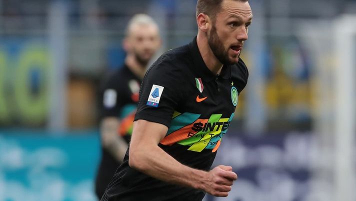 Inter-Verona, De Vrij sostituito per un affaticamento alla coscia sinistra - immagine 1