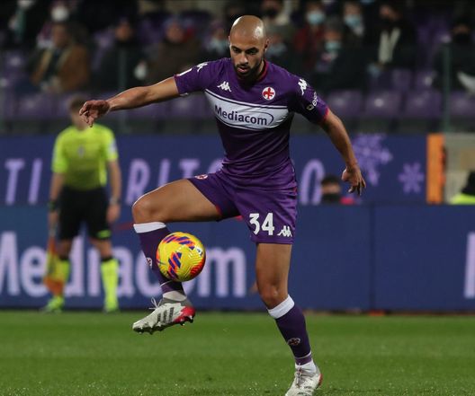 GERMOGLI PH: 15 DICEMBRE 2021 FIRENZE STADIO ARTEMIO FRANCHI PARTITA COPPA ITALIA 2021 2022 FIORENTINA VS BENEVENTO SOFYAN AMRABAT © FOTOCRONACHE GERMOGLI Coppa d’Africa, non va meglio col Marocco ad Amrabat: panchina contro il Ghana- immagine 2