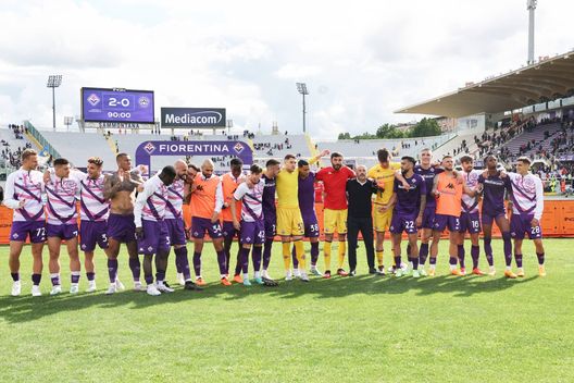 GERMOGLI PH: 14 MAGGIO 2023 FIRENZE STADIO ARTEMIO FRANCHI CAMPIONATO SERIE A FIORENTINA VS UDINESENELLA FOTO FESTA FINE PARTITA Presidente Basilea: “La Fiorentina più avanti di noi, non hanno rubato nulla”- immagine 2