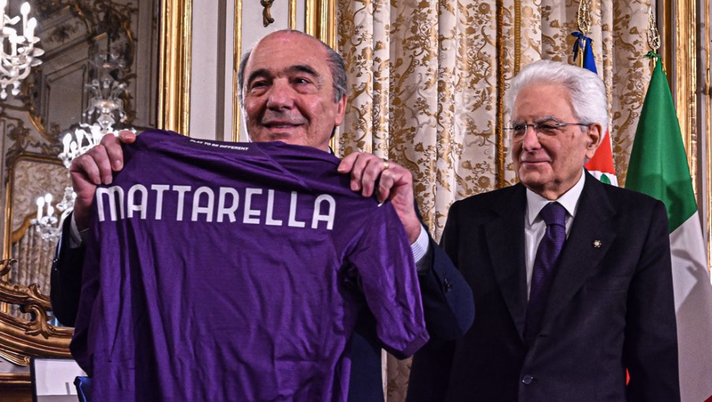 FOTO – Coincidenza? La cravatta viola di Mattarella non è passata inosservata - immagine 1